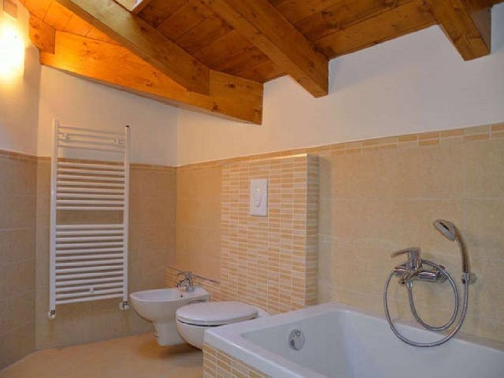 Appartamento vista Lago - Betta Lezzeno Esterno foto