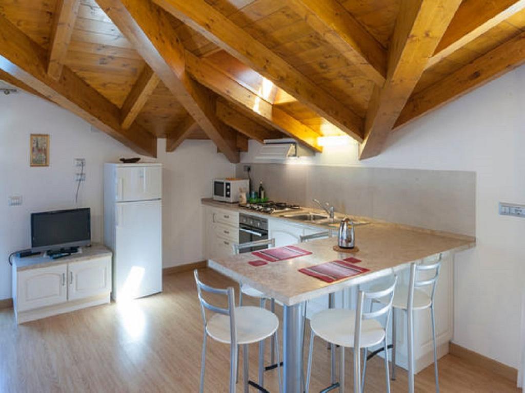 Appartamento vista Lago - Betta Lezzeno Esterno foto
